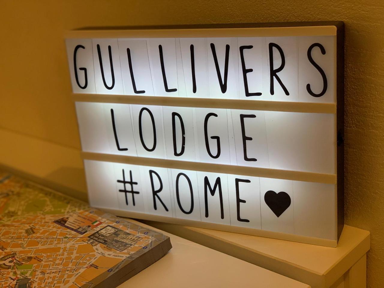 Gulliver'S Lodge โรม ภายนอก รูปภาพ